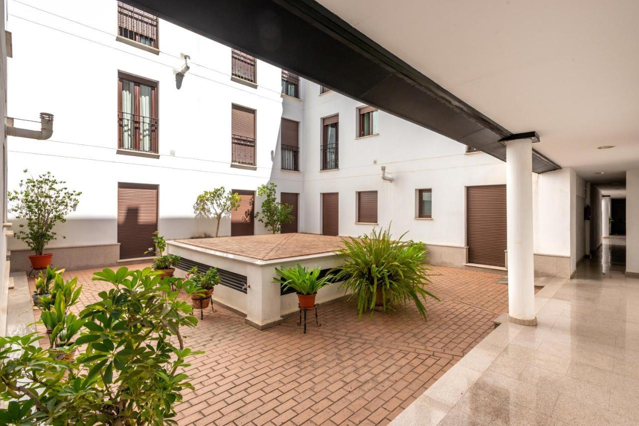 First Floor Near Macarena Church Seville Exterior photo